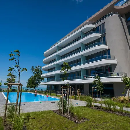 Myflat Marble Wave Luxury Апартаменты Шиофок
